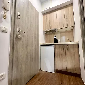 https://studio-apartment-sisters3.hotels-in-ljubljana.com